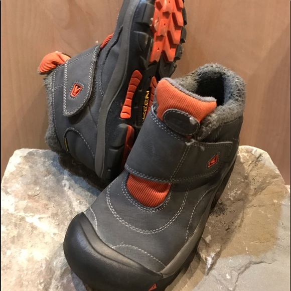 keen boys shoes